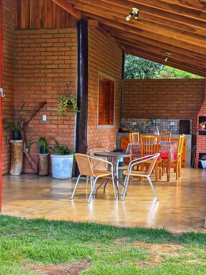 Chale Araucaria- Vale Das Pedras Mg Sapucaí-Mirim Exteriér fotografie